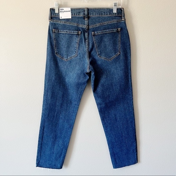 Old Navy NWT Boyfriend Mid-Rise Straight Leg Cropped Jeans Buttercup Wash Sz 2 - Picture 5 of 10
